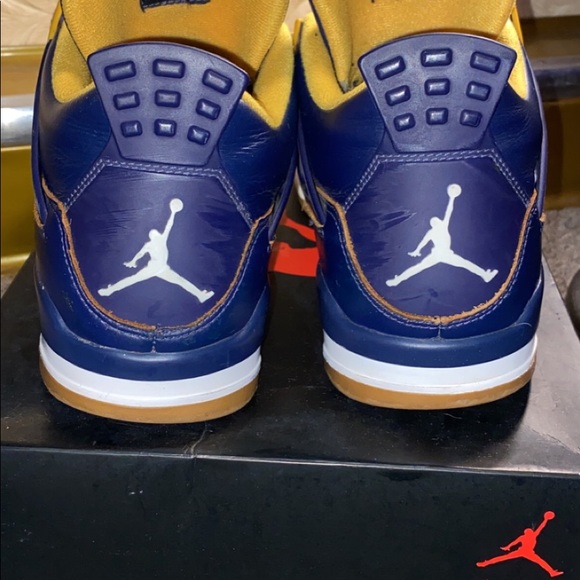 Air Jordan Retro 4 Dunk From Above - Picture 3 of 7